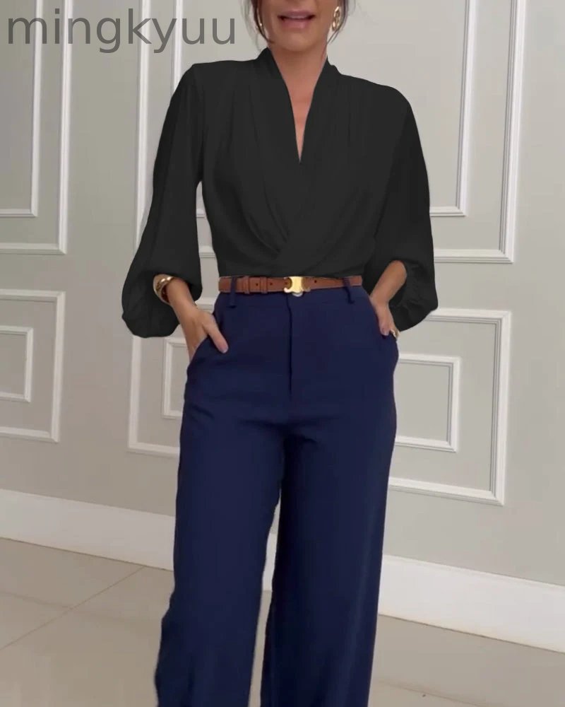 Trendy Lantern Sleeve Blouse with Solid V-Neck