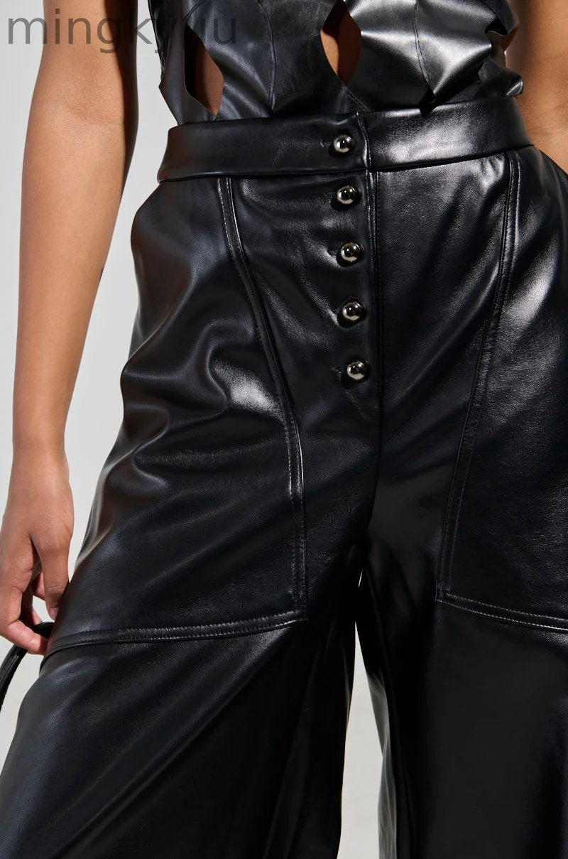 FAUX LEATHER PANT IN BLACK
