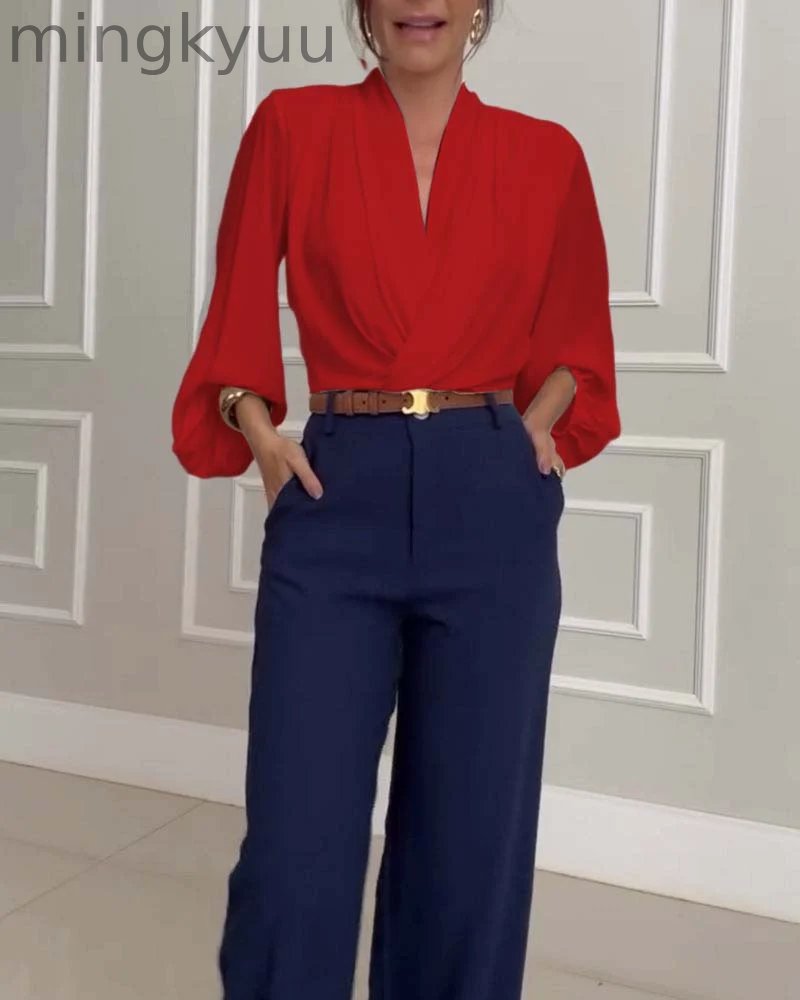 Trendy Lantern Sleeve Blouse with Solid V-Neck