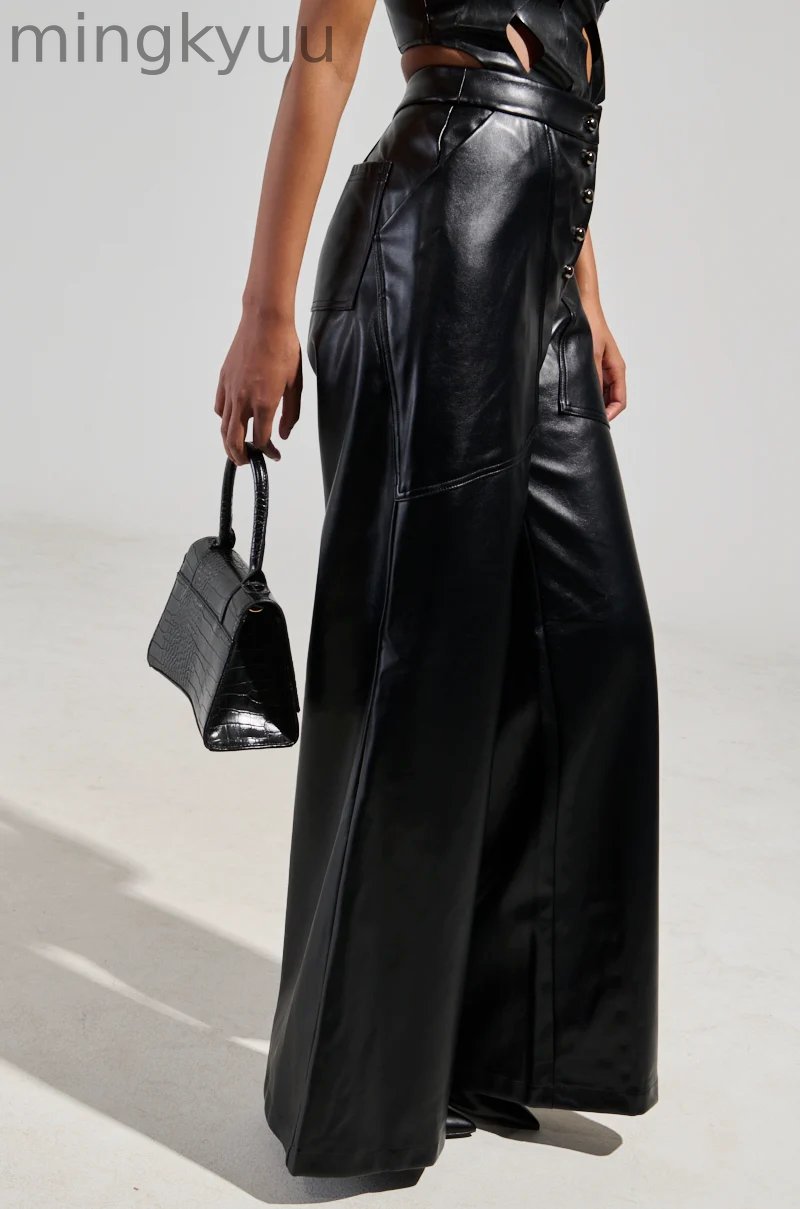 FAUX LEATHER PANT IN BLACK